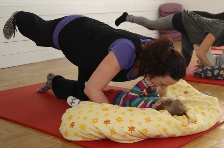 Postnatal gymnastics, Rückbildungsgymnastik und Beckenbodentraining