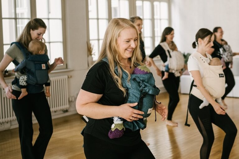 KÄNGURU SALSA® IN GRAZ – Tanzen mit Baby